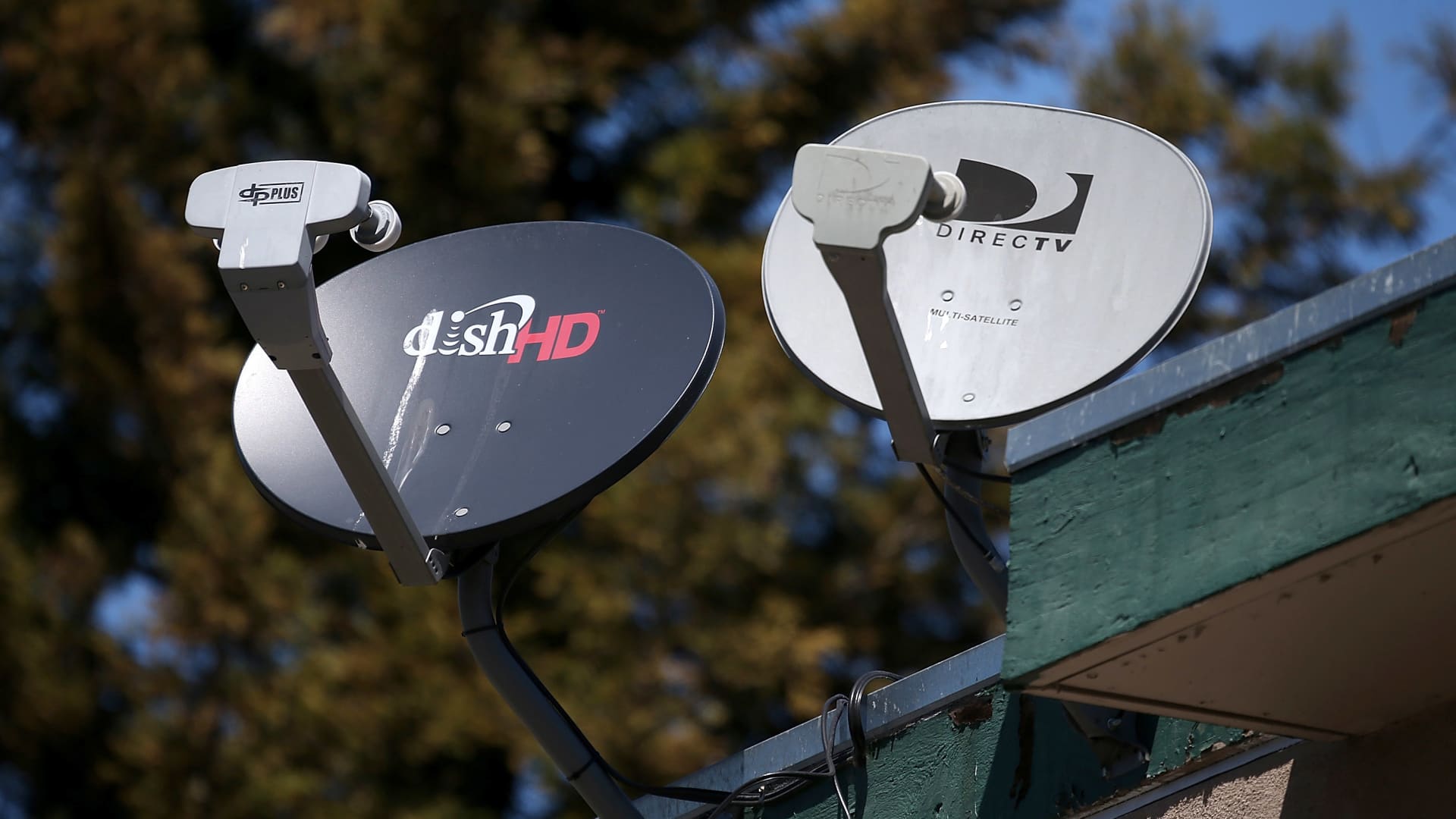 AT&T's Strategic Shift to Wireless and Connectivity: Insights into the DirecTV Sale